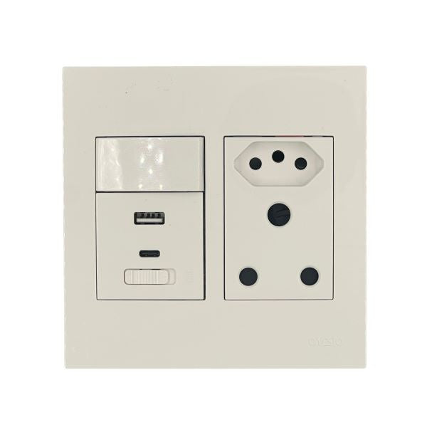 MATRIX 4X4 COMBO WHT 1XRSA 1XUSBA 1XUSBC 1XZA