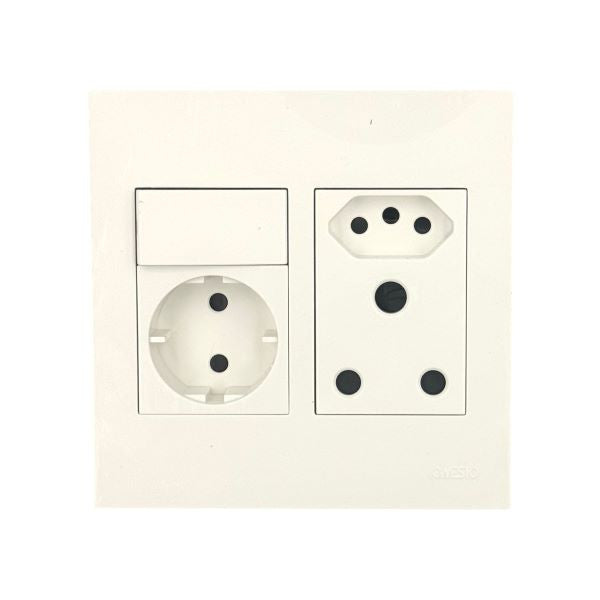MATRIX (PRE-WIRED)16A SSO+ EURO+SCHUKO WHT    4X4