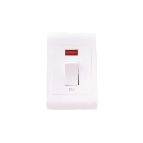 SYNERJI 4X2 32A DP ISOLATOR